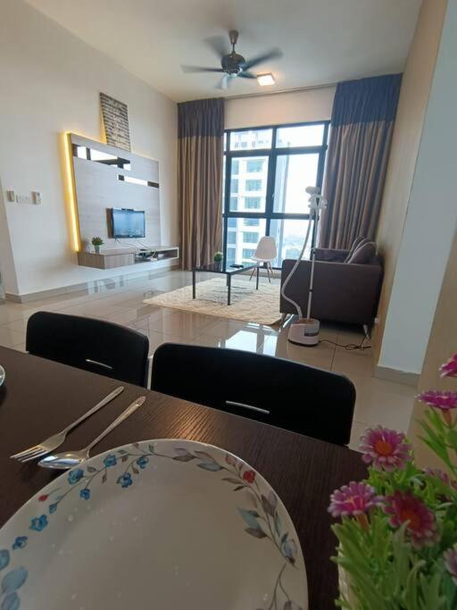 Conezion, Nice View, Beside Ioi City Mall, Opposite Hospital Serdang, Beside Uniteen And Upm, 普特拉贾亚 外观 照片